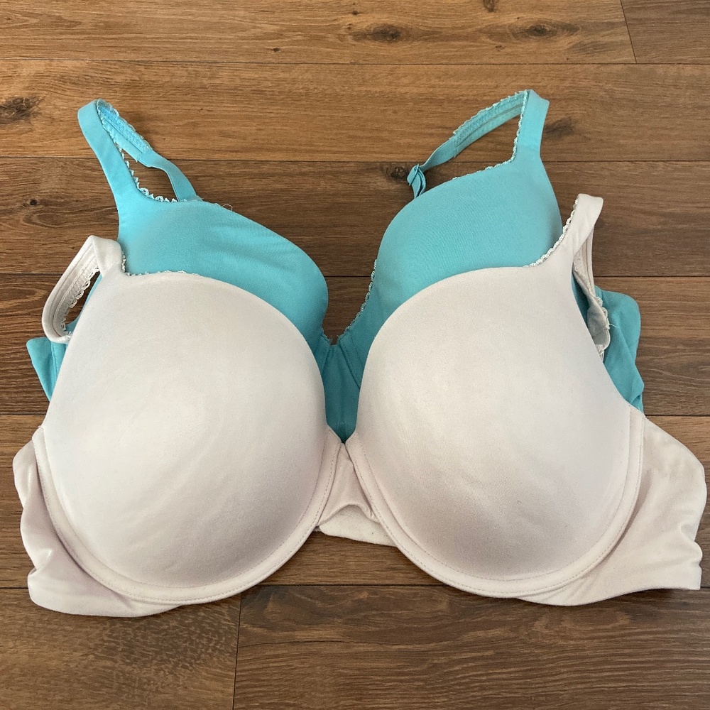 Victoria secret bras 38D. Body by Victoria